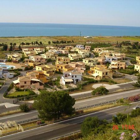 Mare Luna Village Кампофеличе-ди-Роччелла Экстерьер фото